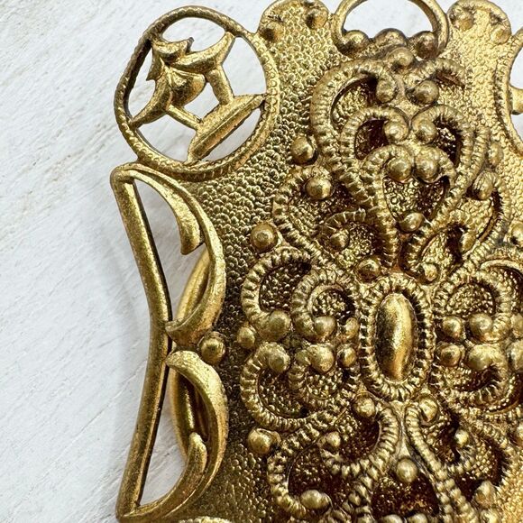 Vintage Germany Gold Tone Scarf Clip Pagoda Chinoiserie Ornate Regal Etruscan - Picture 9 of 11